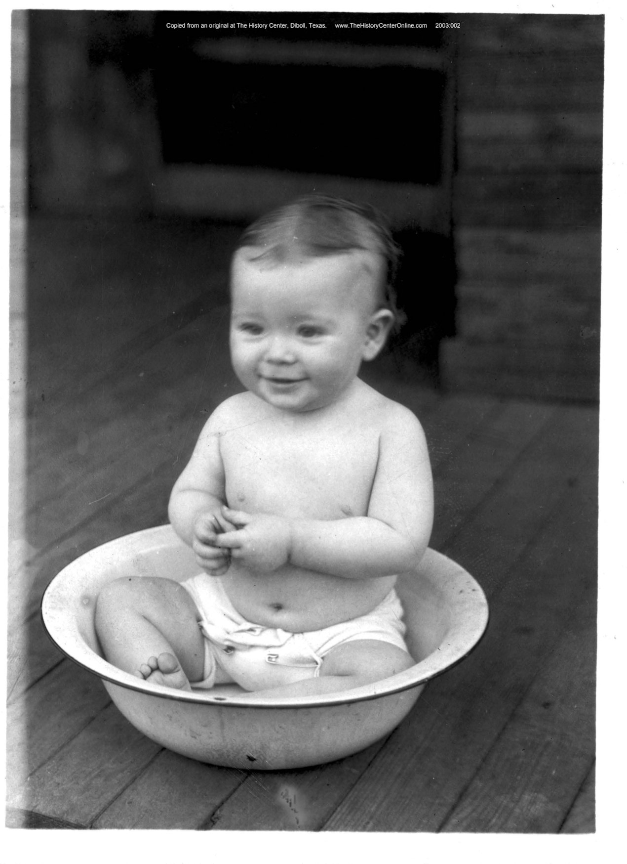 010 baby in wash pan