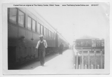 015_Cook_SP_Passenger_Train_at_Diboll_Depot_1944