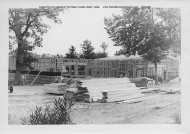 Diboll_Elementary_Cafeteria_1960s_01