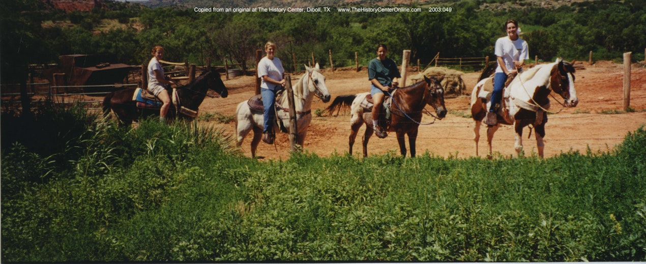 1997 FFA Students Horesback Riding